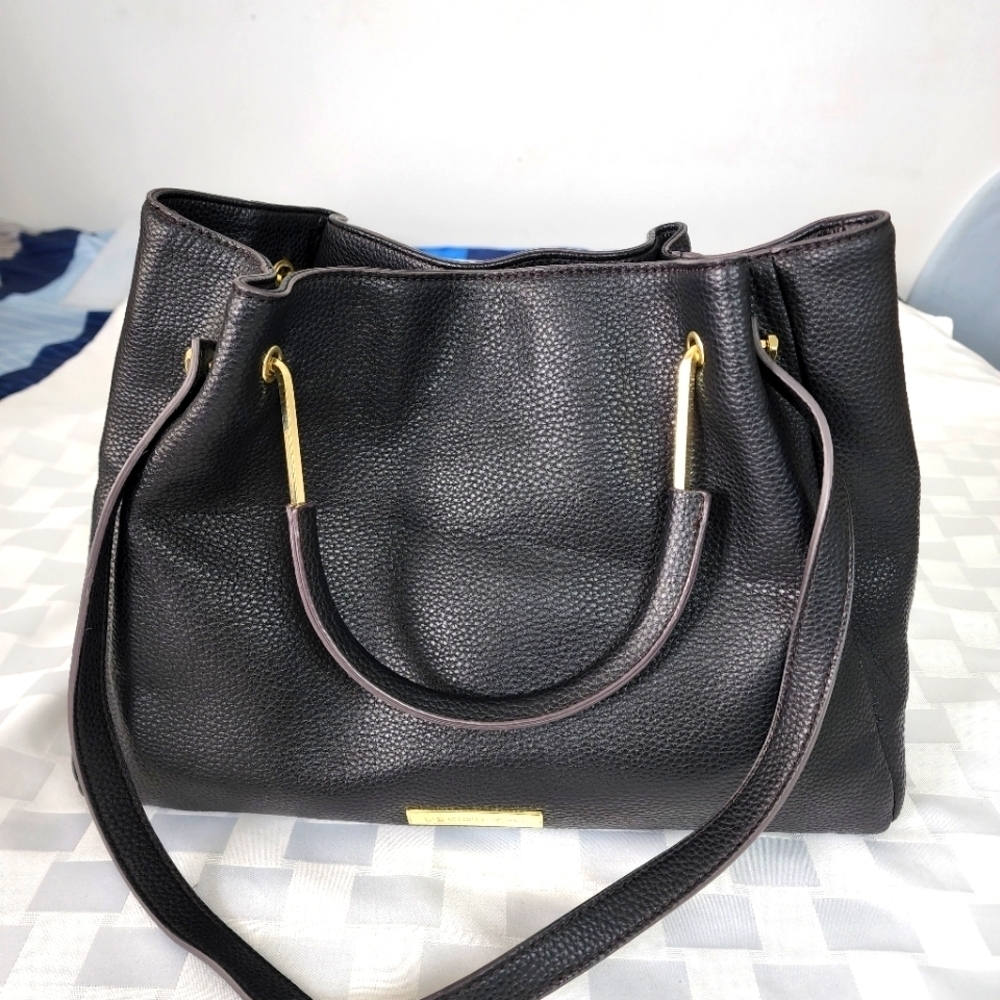 Liz Claiborne Black Pebbled Faux Leather Versatile Shoulder Bag & Hand Gold Bag